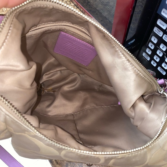 Coach bag off the shoulders worn twice - Picture 5 of 5